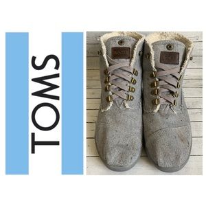 Toms Fleece lined Boot Bota